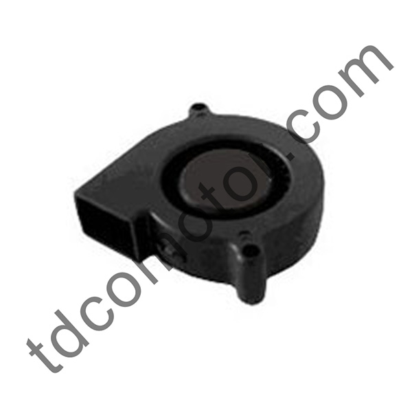 Ball ကိုဝက်ဝံပါ ၀ င်သည့် DC Axial Fan 52x52x15 YZ-5215D လက်ရှည်