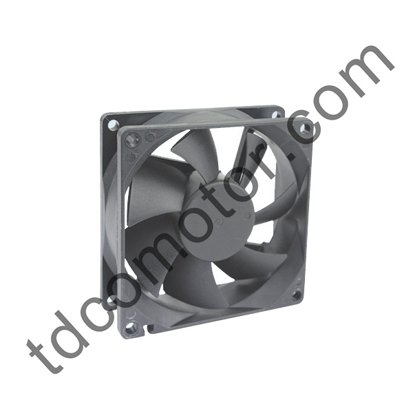 Ball ကိုဝက်ဝံပါ ၀ င်သည့် DC Axial ပန်ကာ 92x92x25 YZ-9225D လက်ဝှေ့သမား
